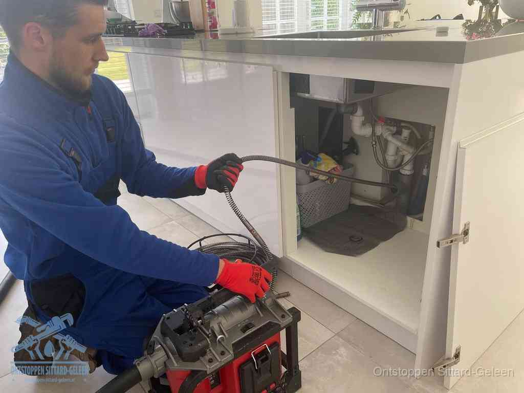 Riool ontstoppen ontstoppingsveer in Sittard-Geleen